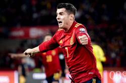 开云体育官方网站-莫拉塔梅开二度，马德里竞技联赛排名升高的简单介绍