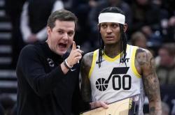 开云体育APP下载-尼克斯客场击败爵士，取得三连胜