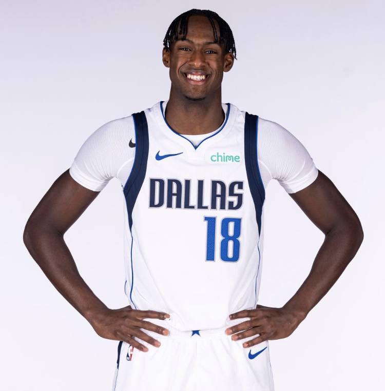 加拿大选手取得篮球比赛冠军