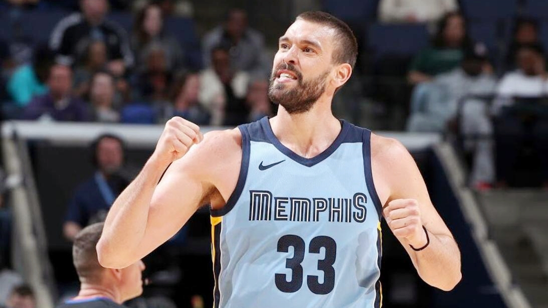 灰熊大胜爵士，加索尔轰24+13，纳什指点江山的简单介绍